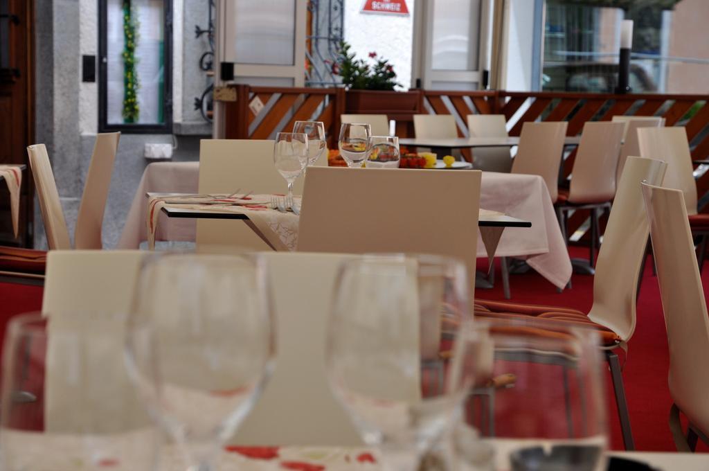 Poschiavo Suisse Hotel & Traditional Fondue Stube Exterior photo